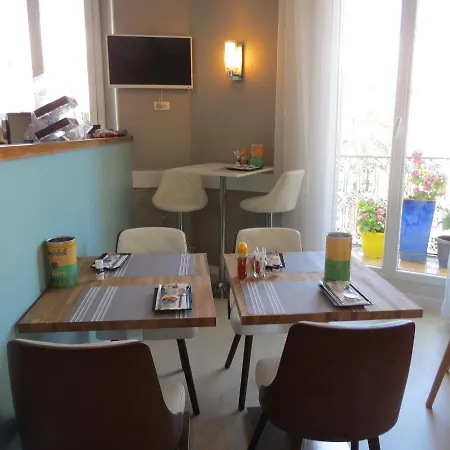 Amiraute Otel