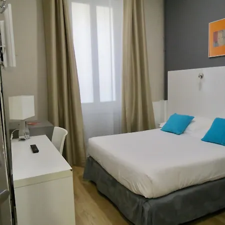 Otel Amiraute 3*