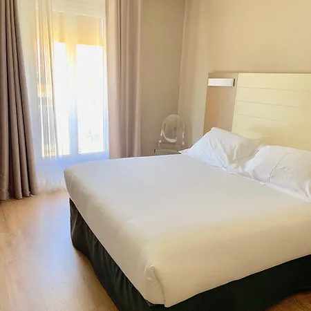 Otel Amiraute Cannes