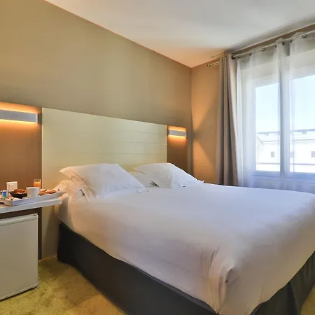 Otel Amiraute