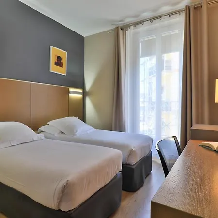 Amiraute Otel